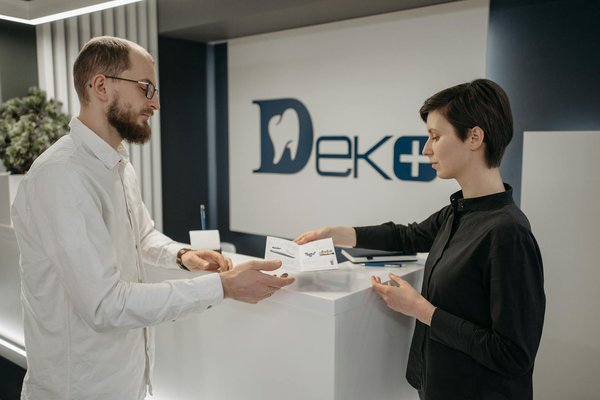 Quelles sont les meilleures pratiques pour la gestion des retours de produits dans les entreprises de vente en ligne ?